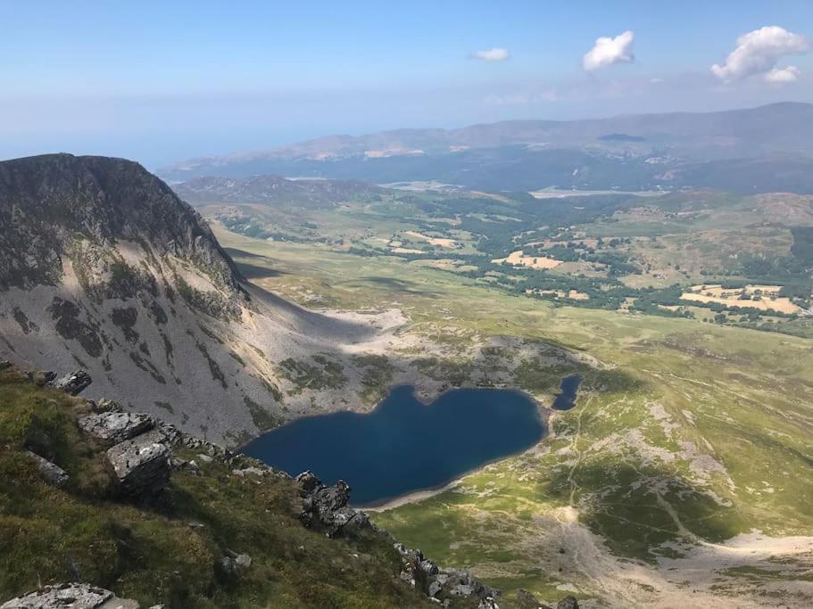 Y Cwtch - Panoramic Mountain Views Within Snowdonia'S National Park - 4X4 Recommended Βίλα Dolgellau Εξωτερικό φωτογραφία